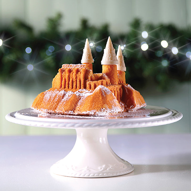 Harry Potter: Hogwarts in the Snow Cake Pan Set