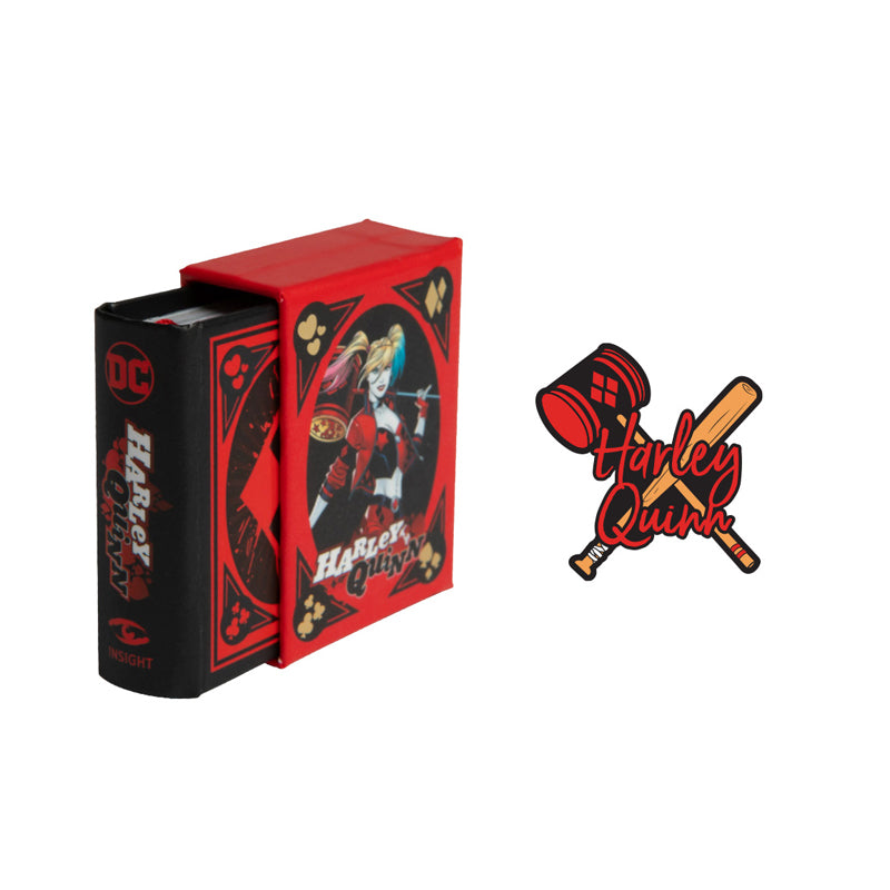 DC Comics: Harley Quinn Tiny Book and Pin Set