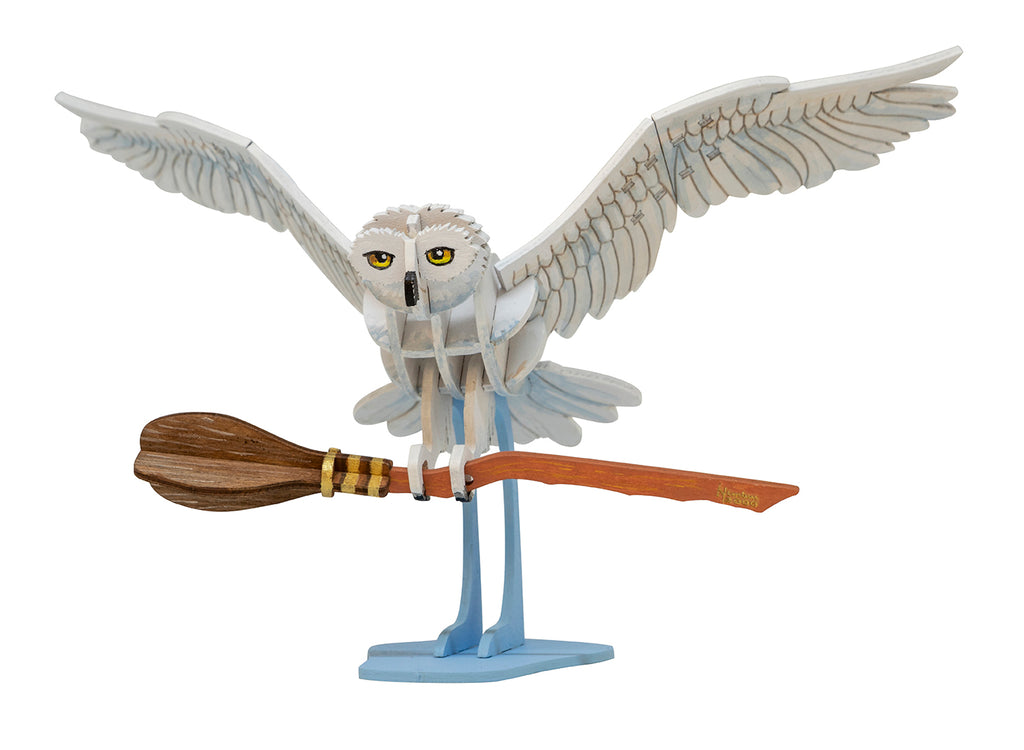 IncrediBuilds: Harry Potter: Hedwig 3D Wood Model and Book